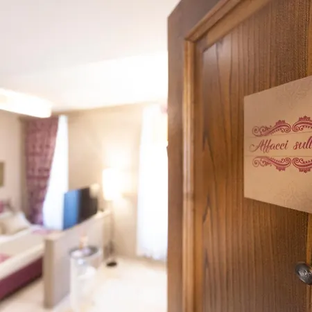 Affacci Sulla Via Tower Qk Costa 58 Apartament