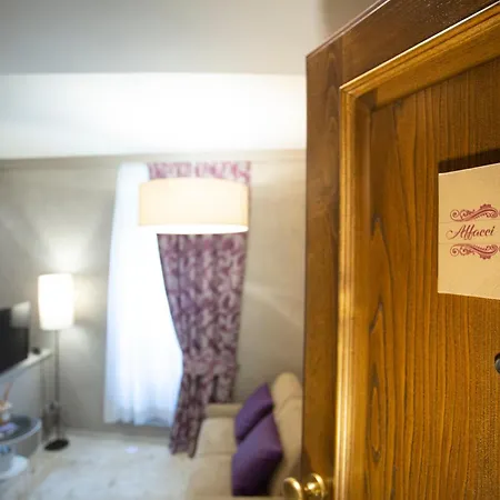 Affacci Sulla Via Tower Qk Costa 58 Apartament *
