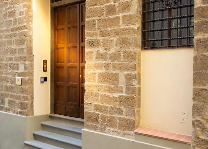 Affacci Sulla Via Tower Qk Costa 58 Apartment Florenz